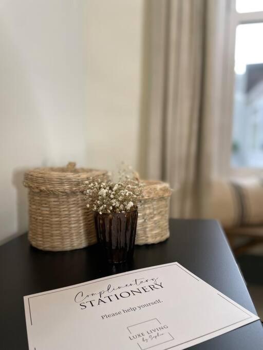 New Luxury For 2024 - Central Plymouth House - Sleeps 10 - Access To Plymouth Town - Close To The Barbican - Pets Welcome - Parking Available - By Luxe Living By Sophia Zewnętrze zdjęcie